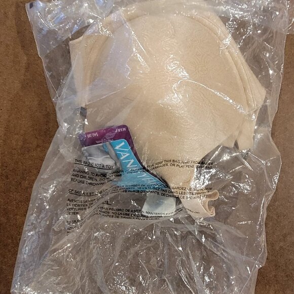 NEW 42C Vanity Fair 76345 Women's Beauty Back Smoothing Seamless T-Shirt… - Picture 8 of 9